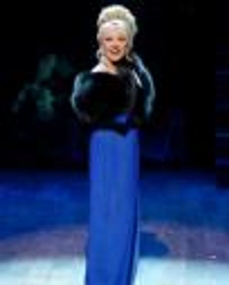 Elaine Page Headshot