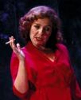 Caroline Loncq Headshot