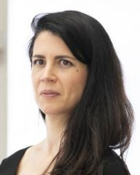 Esther McAuley Headshot