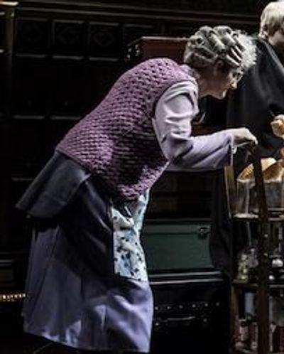 Sandy McDade Headshot