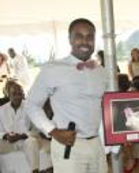 Dr. Ancy Veradier Headshot