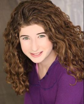 Alexa Kerner Headshot