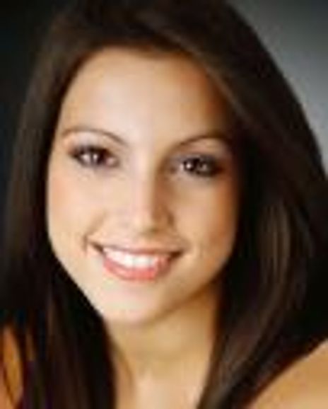 Sarah Tranchina Headshot