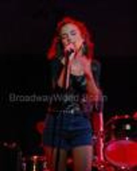 Paula Vives Headshot