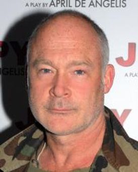 Ewan Stewart Headshot