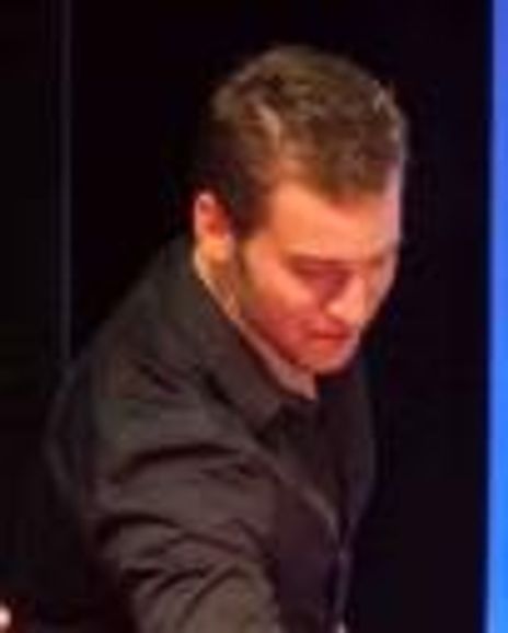 Hannah Richter Headshot