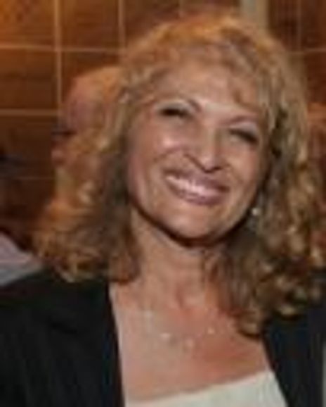 Zahava Atzmon Headshot