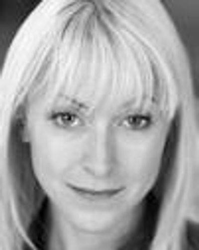 Lisa Ritchie Headshot