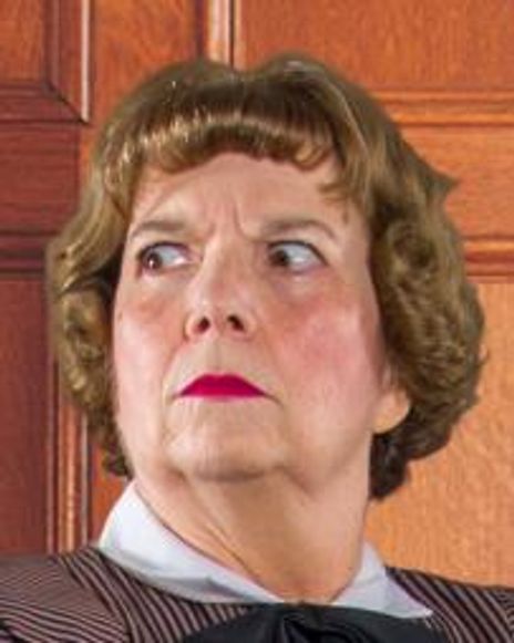 Jackie Holt Headshot