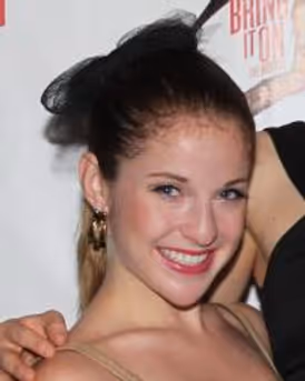 Danielle Carlacci Headshot