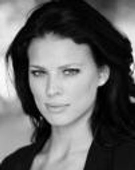 Twinnie-Lee Moore Headshot
