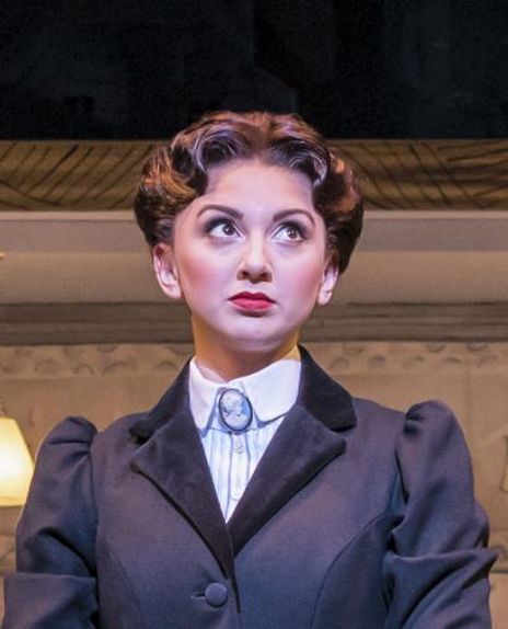 Zizi Strallen Headshot