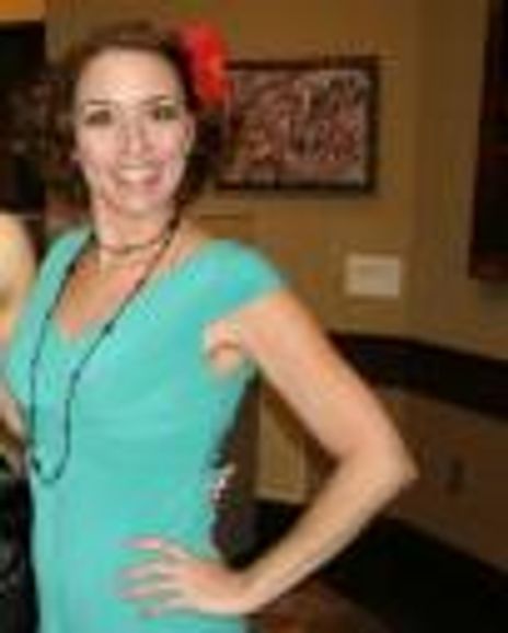 Angie Stemberg Headshot