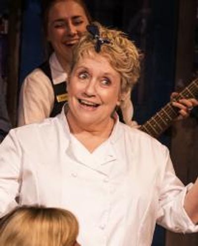 Joanna Monro Headshot