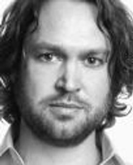 Robert Irons Headshot