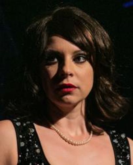 Lucy Williamson Headshot