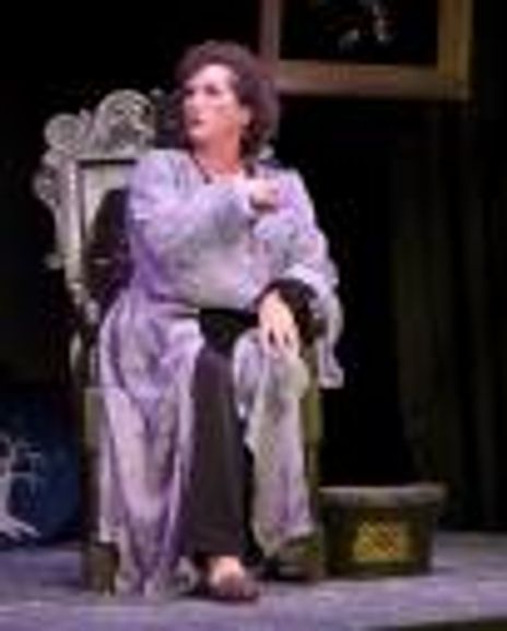 Susan Pettibone Headshot