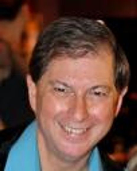 Stephen Hanks Headshot