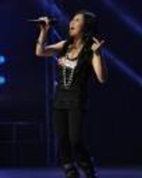 Ellona Santiag Headshot