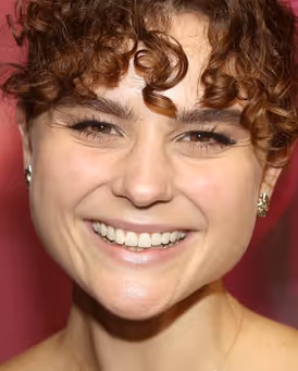 Melanie Moore Headshot