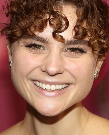 Melanie Moore Headshot