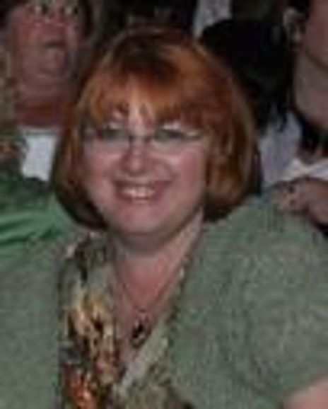 Lyn Terjesen Headshot