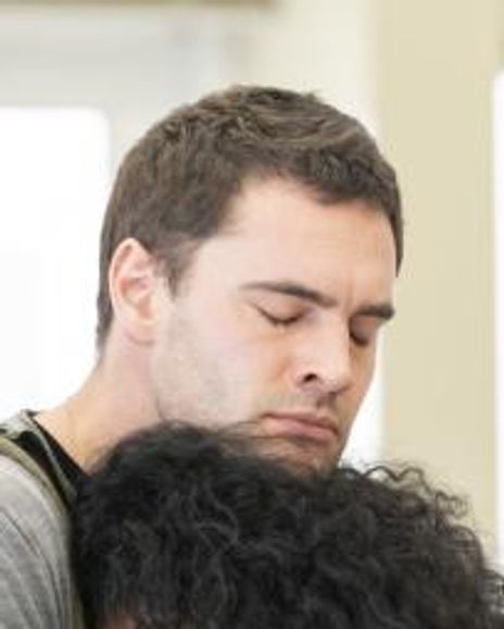 Tom Bateman Headshot