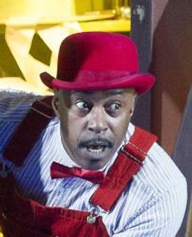 Ewen Cummins Headshot