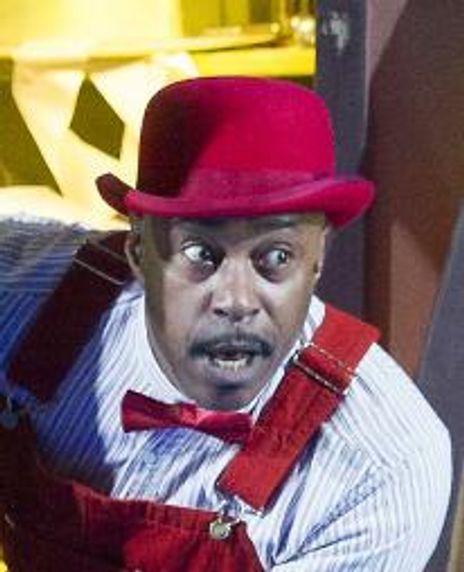 Ewen Cummins Headshot