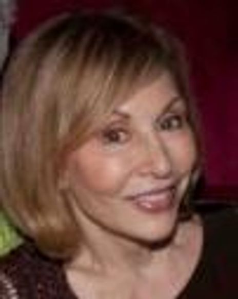 Ellen Hart Sturm Headshot