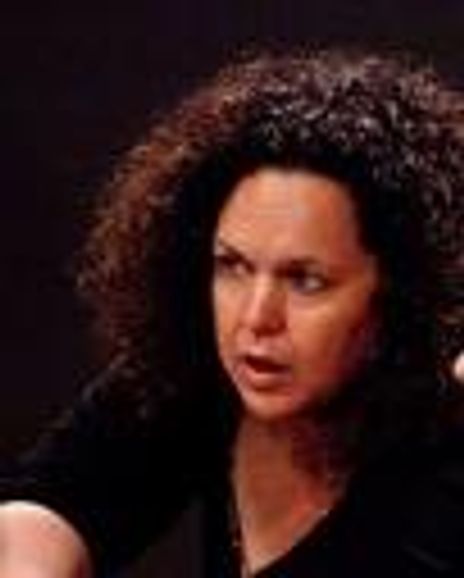 Julianne Wick Davis Headshot