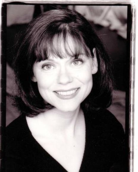 Lezlie Wade Headshot