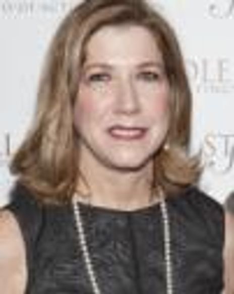 Leslie Larson Headshot