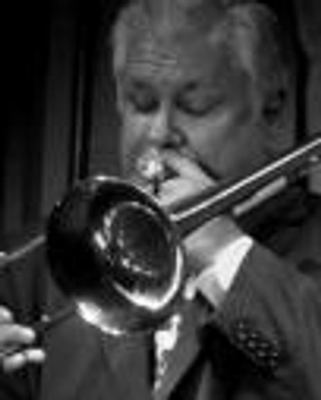 Dan Barrett Headshot