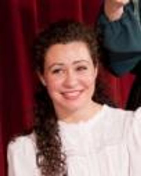 Sophia Menendian Headshot