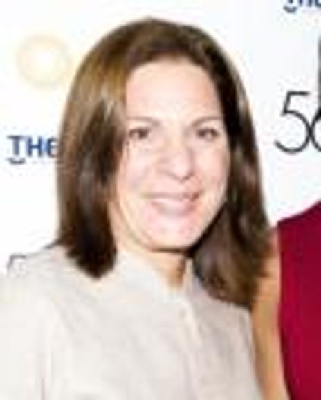 Isa Goldberg Headshot