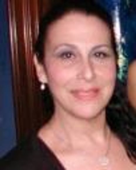 Debra Rothberg Headshot