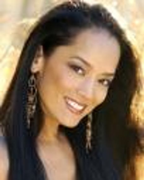 Cassandra Seidenfeld Headshot