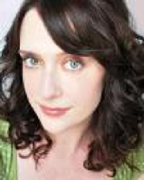 Kristen Mengelkoch Headshot