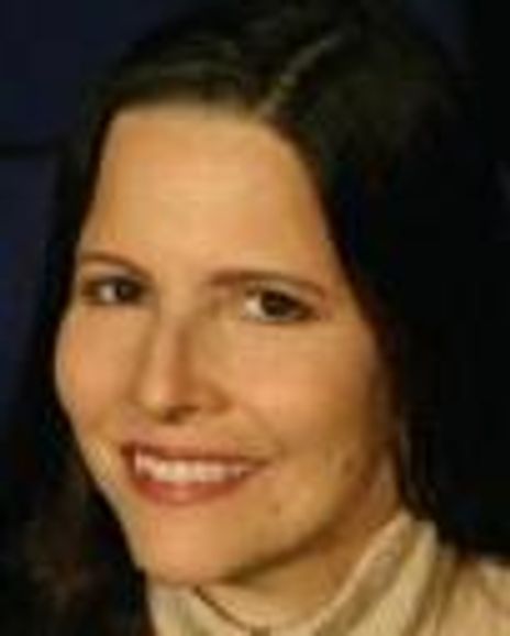 Cindi Verbelun Headshot