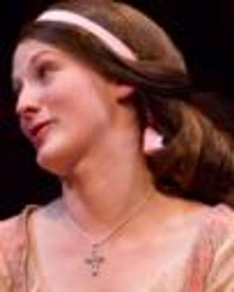 Mary Tuomanen Headshot