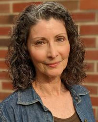 Gerri Weagraff Headshot