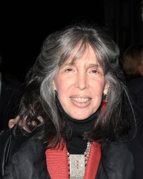 Julia Schafler Headshot