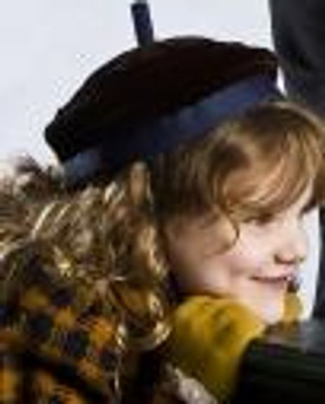 Eva Ellefson Headshot