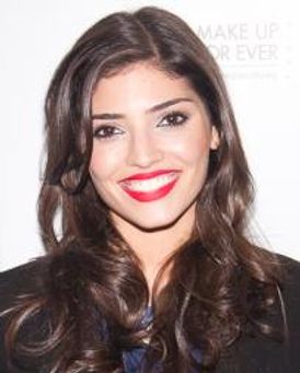 Amanda Setton Headshot