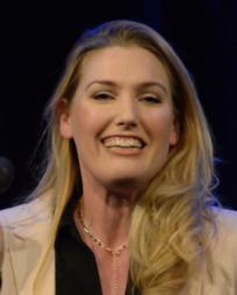 Marianne Benedict Headshot