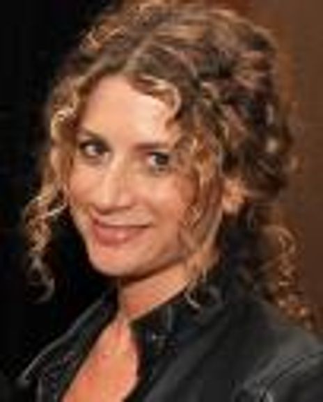 Sara Bernstein Headshot