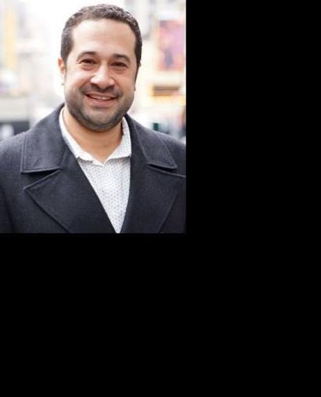 Ian Eisendrath Headshot