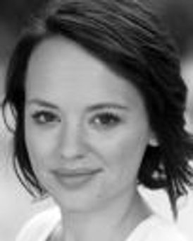 Emma Housley Headshot