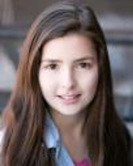 Claire Candela Headshot